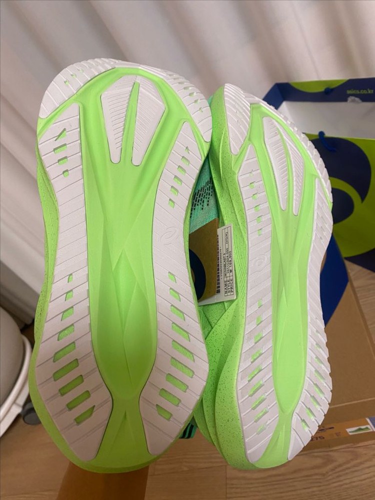 아식스 노바블라스트5 에키덴 남성 (새상품)--4