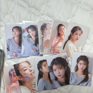 아이유 더 프레젠트 포토카드 세트 판매