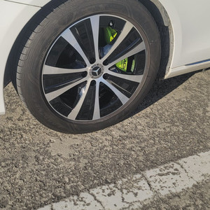 벤츠w213 E클라스 21년식 휠타이어 정품 최저가