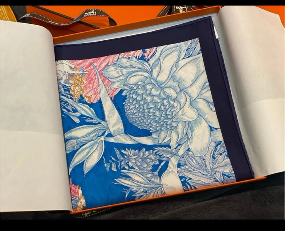 에르메스 스카프 Hermes FaubourgTropical Scarf 90 이미지