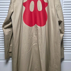 버버리 몬스터 시리즈 카코트 54사이즈입니다. 105에서 110