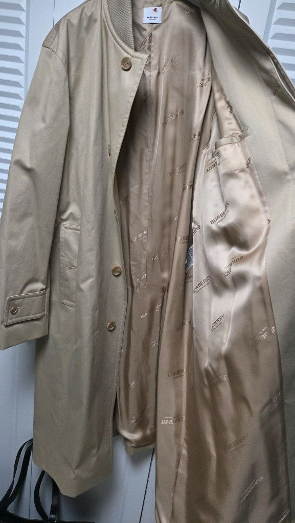 버버리 몬스터 시리즈 카코트 54사이즈입니다. 105에서 110--2