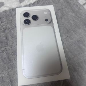 미개봉 아이폰17프로 256g팝니다