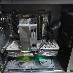 라이젠 5600x ,rtx3070 컴퓨터 본체 팔아요