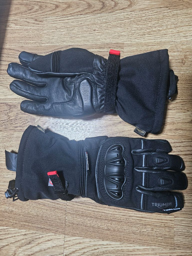 트라이엄프 FORSS 프리마로프 바이크 글러브 이미지