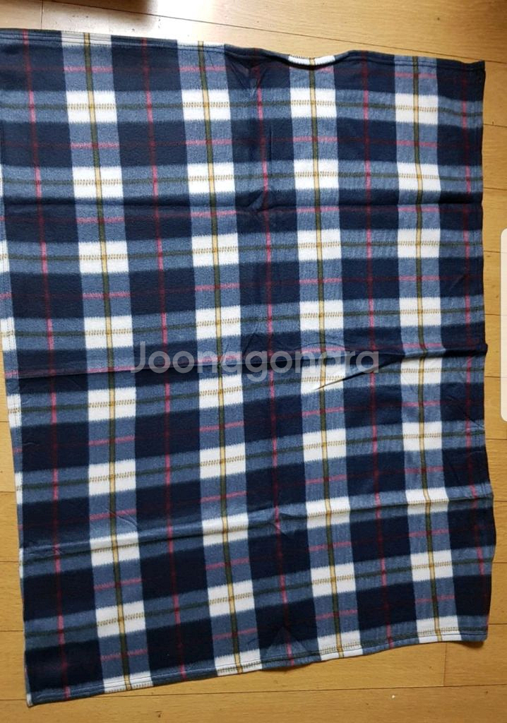 얇고 가볍고 따뜻한 무릎담요 새제품--4