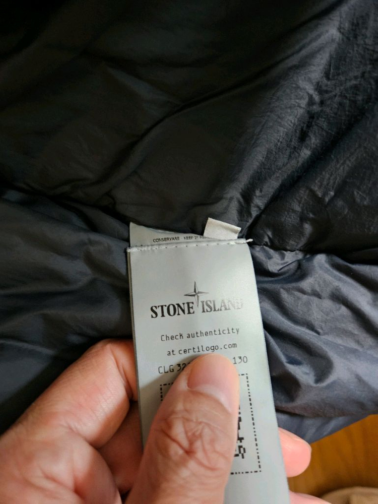 21FW 스톤아일랜드 크링클랩스 논후드 다운 패딩 블랙 XL 이미지