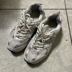 뉴발란스 530 화이트 실버 남성 운동화신발 255