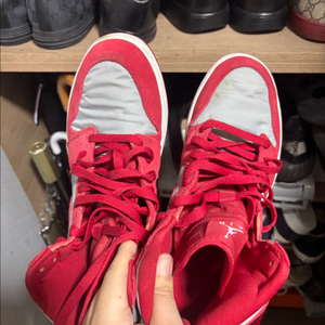 에어조던1 미드 스트로베리 앤 크림 280mm