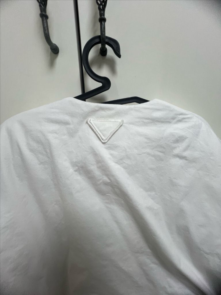 (새상품)프라다 남성 봄버 패딩자켓(M)--5