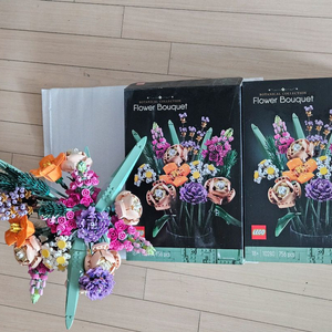 레고 LEGO 보태니컬 10280 플라워 꽃다발 풀박스 신동품 2개+꽃병까지 포함 총 3가지 일괄 판매 레고 브릭으
