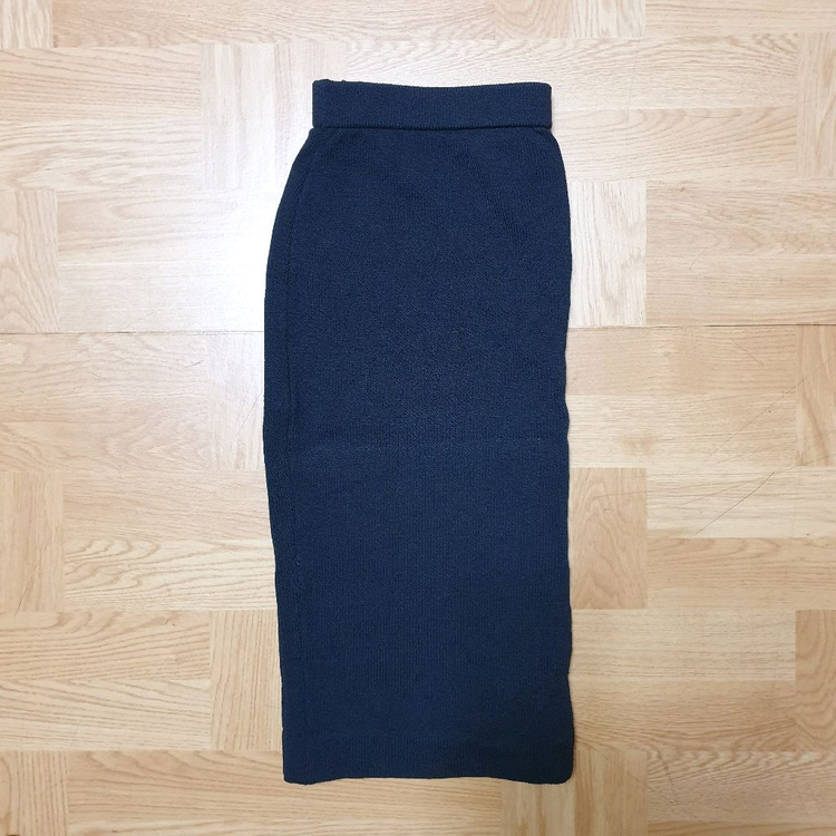 명품 St.john 센존 컬렉션 시그니처 산타나니트 밴딩 스커트--3