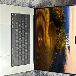 노트북 16인치 M2 Max 이미지