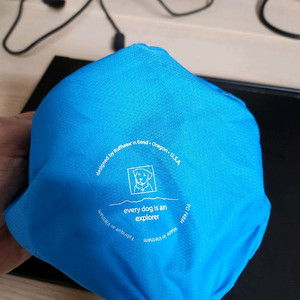 러프웨어 강아지 휴대용 물 그릇 이미지