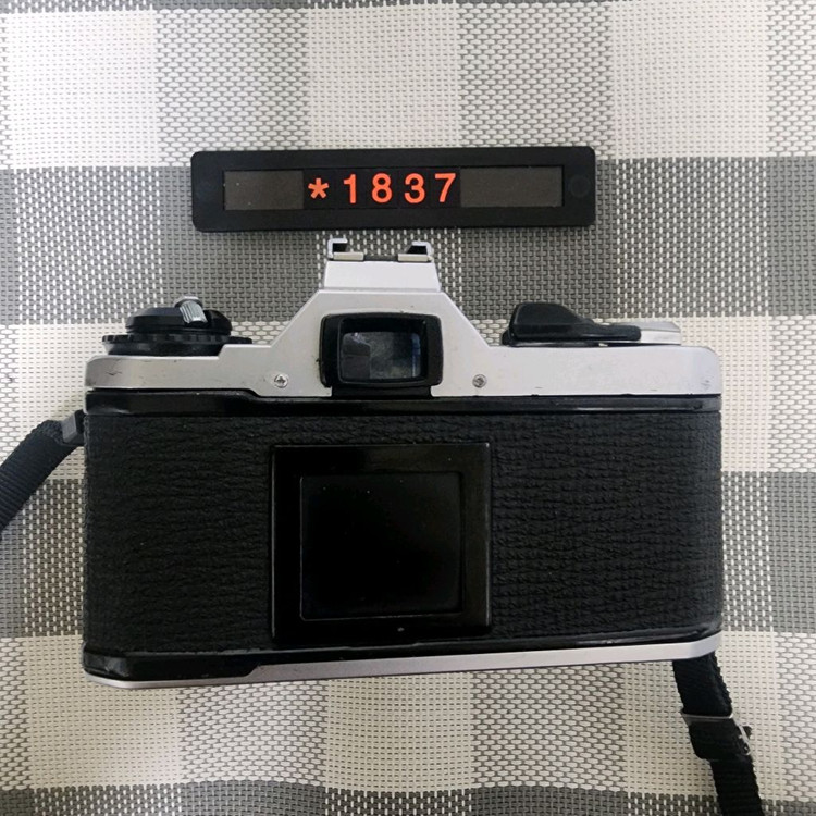 펜탁스 MV 1 실버바디 필름카메라 1대2 단렌즈--2
