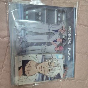 플레이브 메디힐 포카, 아크릴스탠드