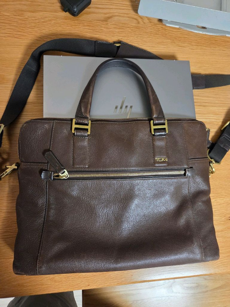 투미(Tumi) 가죽 서류가방--9