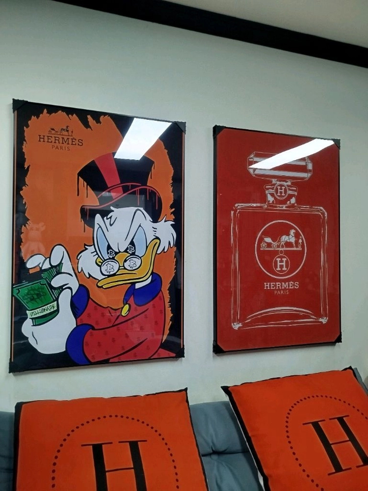에르메스 도널드덕 디즈니 피규어 향수 유화 꽃 그림액자 그림 액자 인테리어소품 이미지