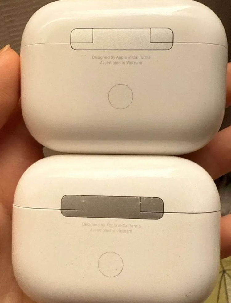 에어팟 프로 2세대 본체 8핀 이미지