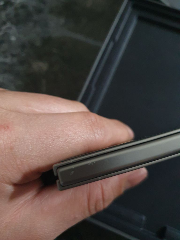 갤럭시 z폴드7 512GB팝니다--4