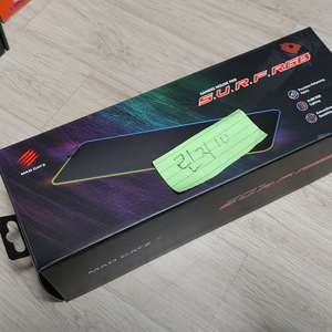 매드캣츠 Madcatz S.U.R.F RGB 게이밍 마우스 장패드 팝니다