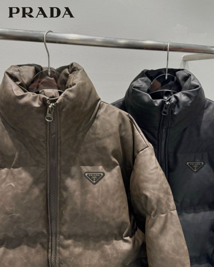 프라다 플레이트 스포 레더 패딩--7