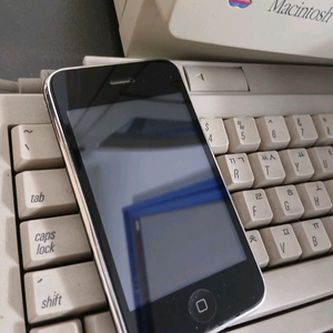 1세대 아이폰 이미지