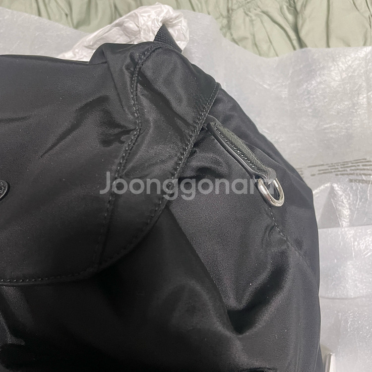 프라다 백팩 미디움 신상 새상품 쇼핑백 더스트백포함--3