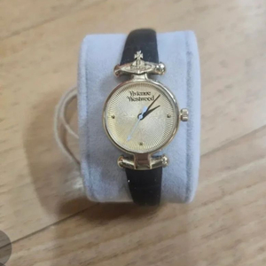 비비안웨스트우드 시계