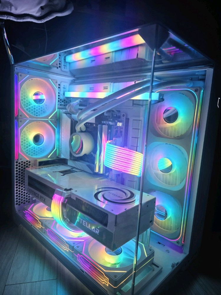 라이젠9 7950X3D 2TB 64GB 5080 고사양PC--1