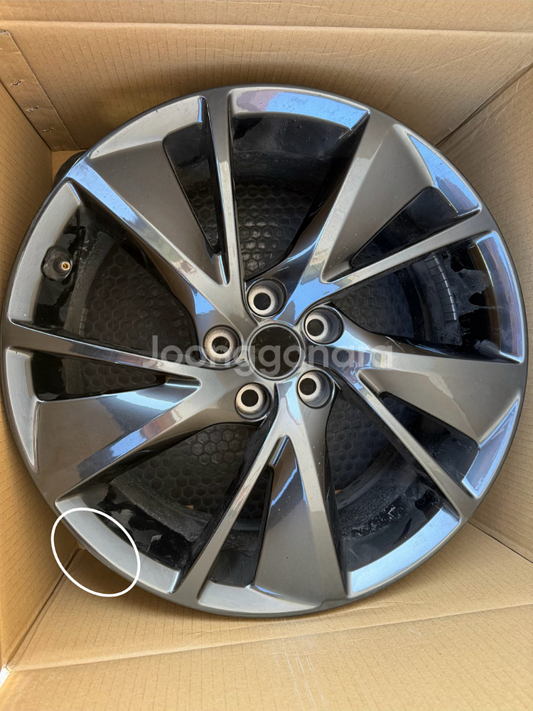 제네시스 G70 19인치 다크스퍼터링휠 프론트(52910G9720)--2