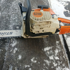 스틸엔진톱 이미지