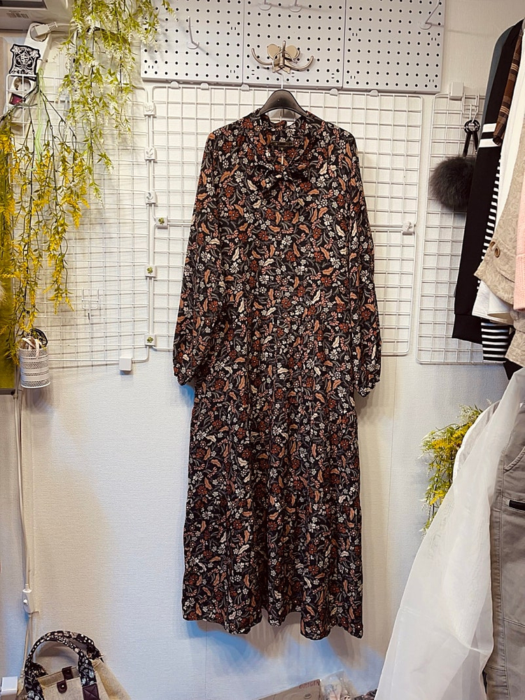 새상품 S , M 맥시 원피스 써스데이아일랜드--7