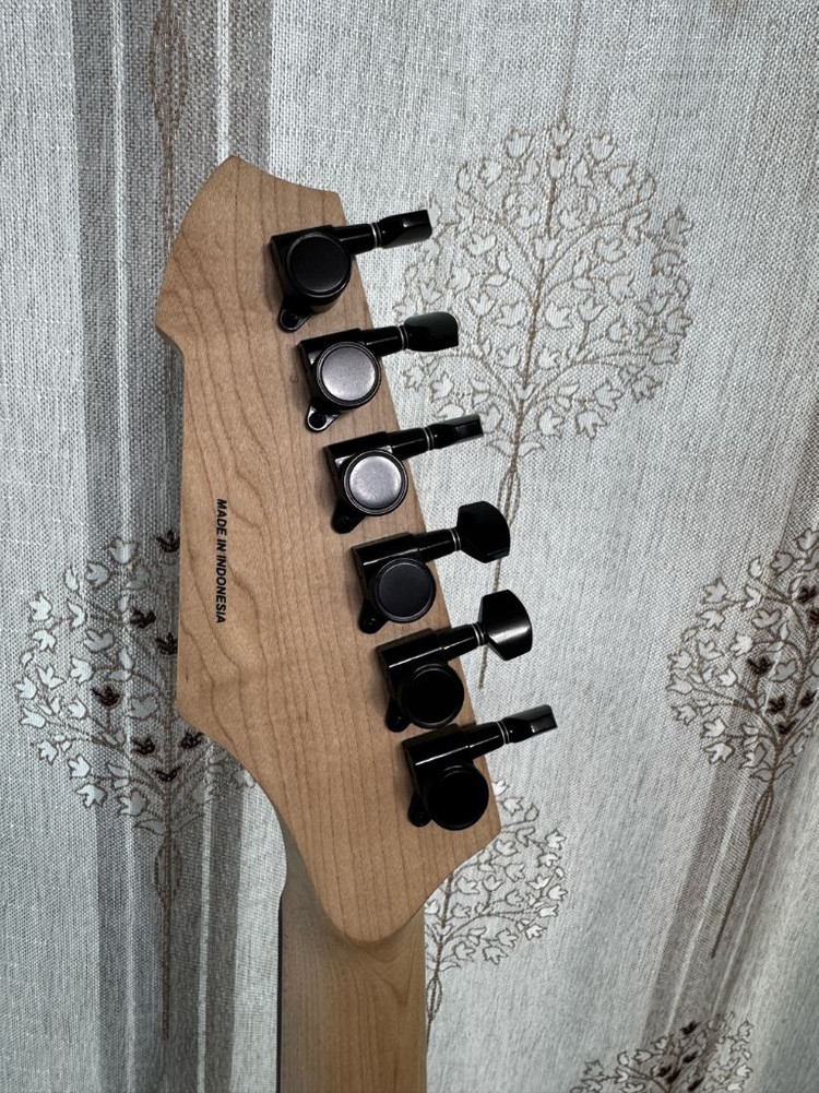 일렉기타 HEX W300--3