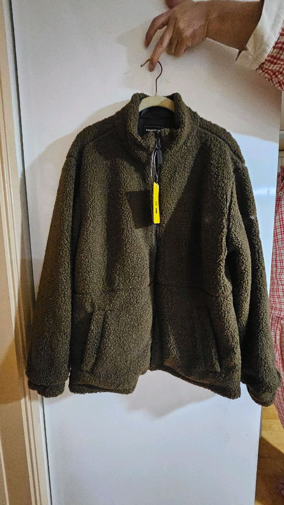 [새상품] 카카오프렌즈 양면 보아 패딩 자켓--1