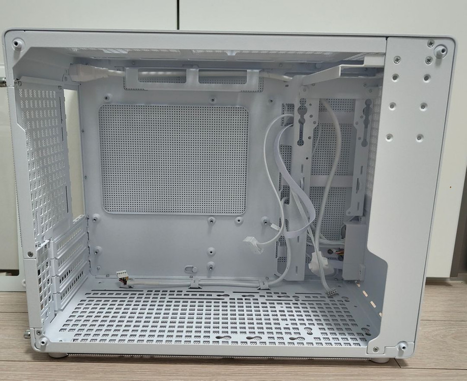 존스보 z20 화이트 jonsbo 미니 케이스--1