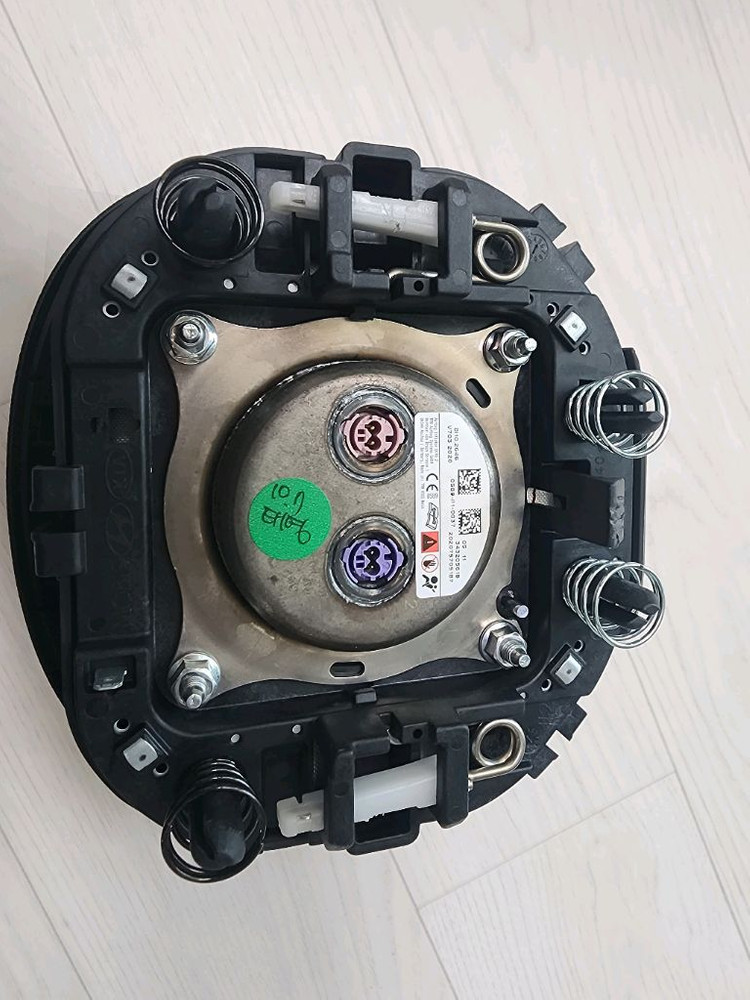 기아 카니발 KA4 신형 로고 에어백 모듈--3