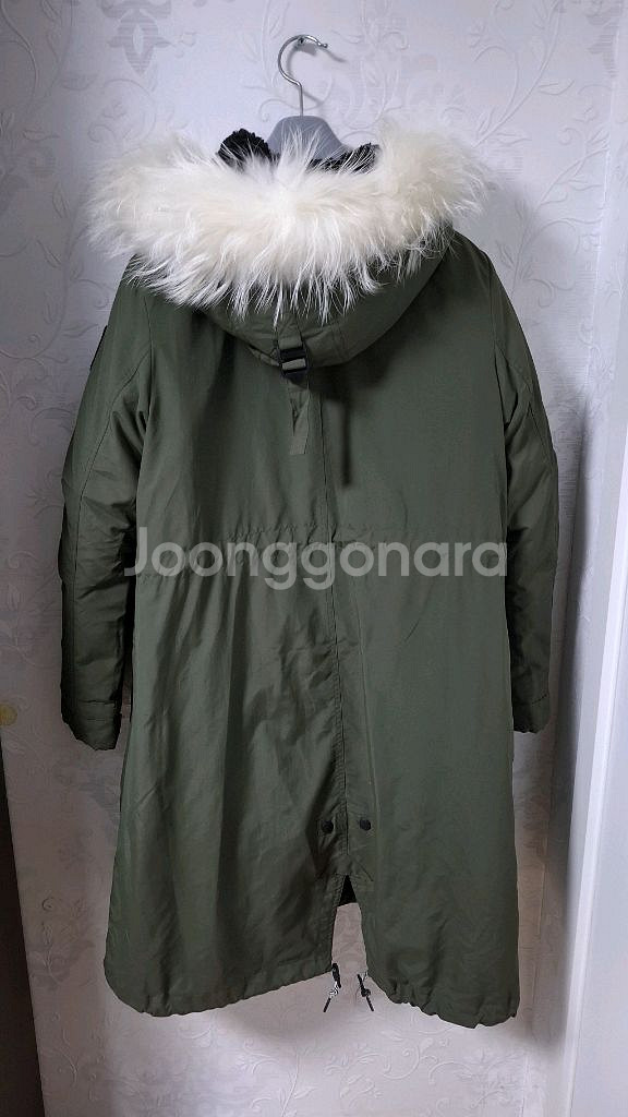 빈폴 아웃도어 여성 구스다운 야상자켓 95 솜털 90%--1