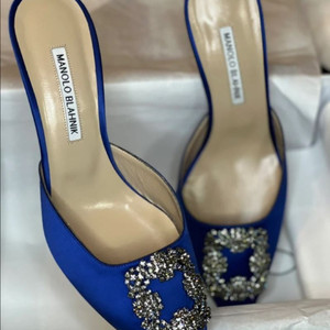 마놀로 블라닉 한기시 뮬 39 새상품