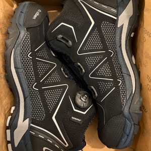 새상품 지벤 안전화 zb-171s 260mm