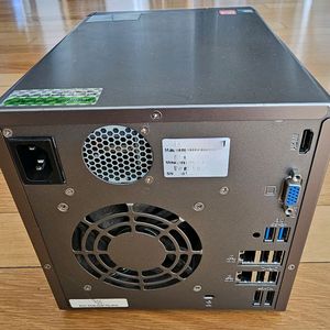 4베이 NAS 서버 469L 이미지