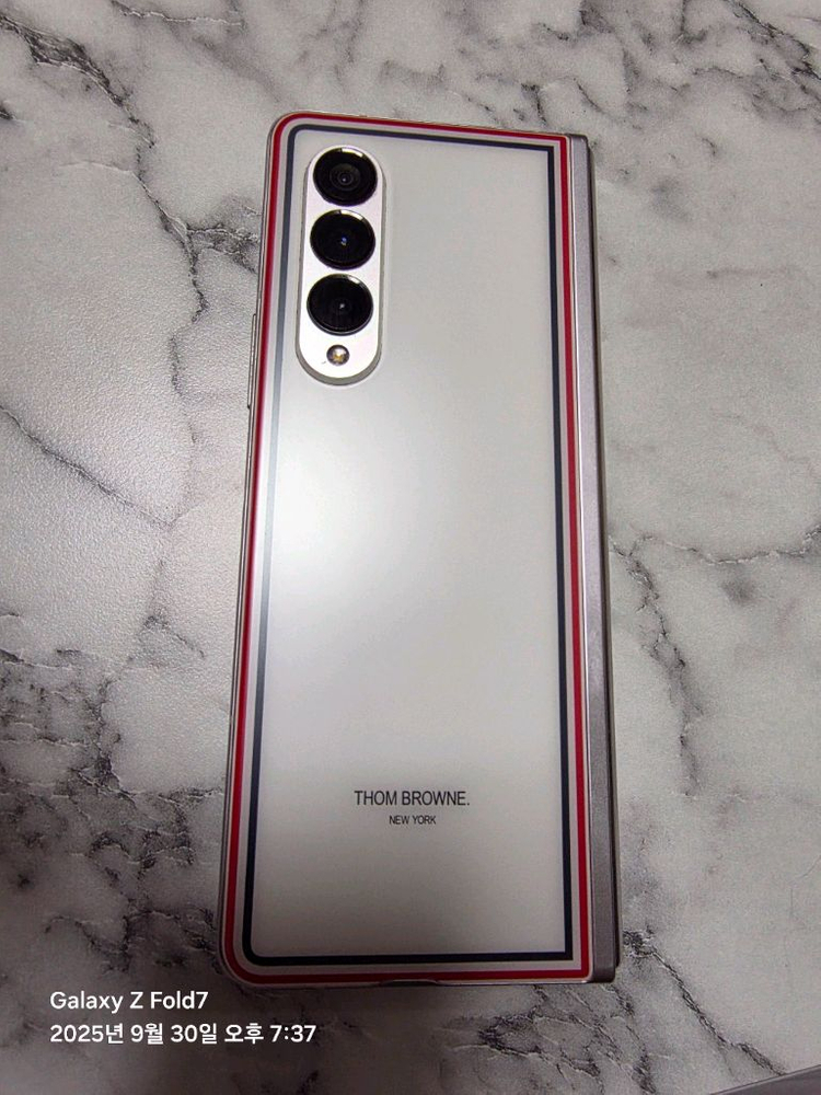 갤럭시폴드3+버즈2톰브라운+워치4톰브라운--1