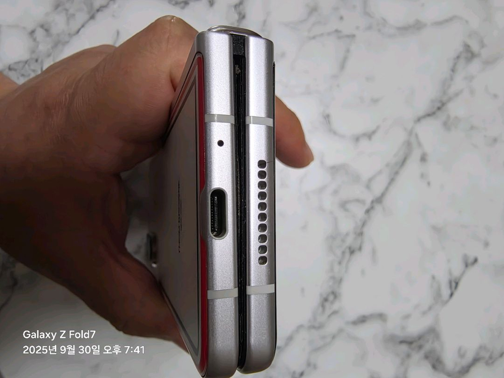 갤럭시폴드3+버즈2톰브라운+워치4톰브라운--4