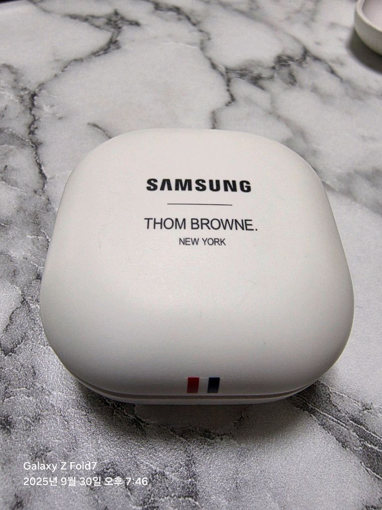 갤럭시폴드3+버즈2톰브라운+워치4톰브라운--7