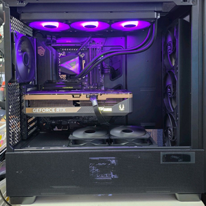 7800x3d + 5070ti 완본체 팝니다