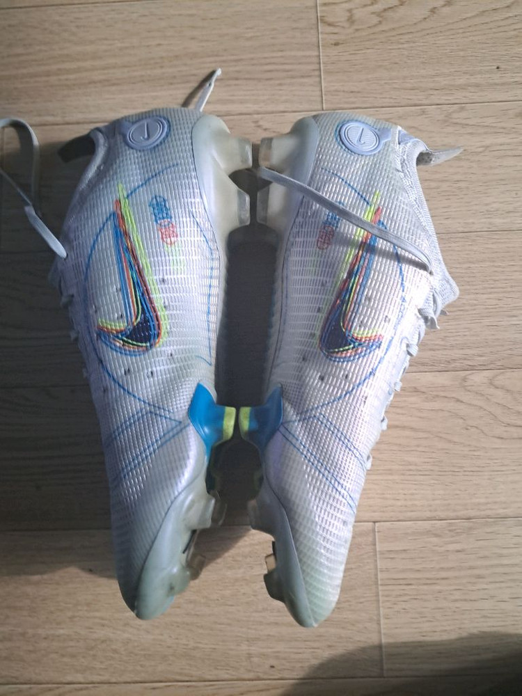 나이키 머큐리얼 베이퍼 14 엘리트 fg 285 이미지