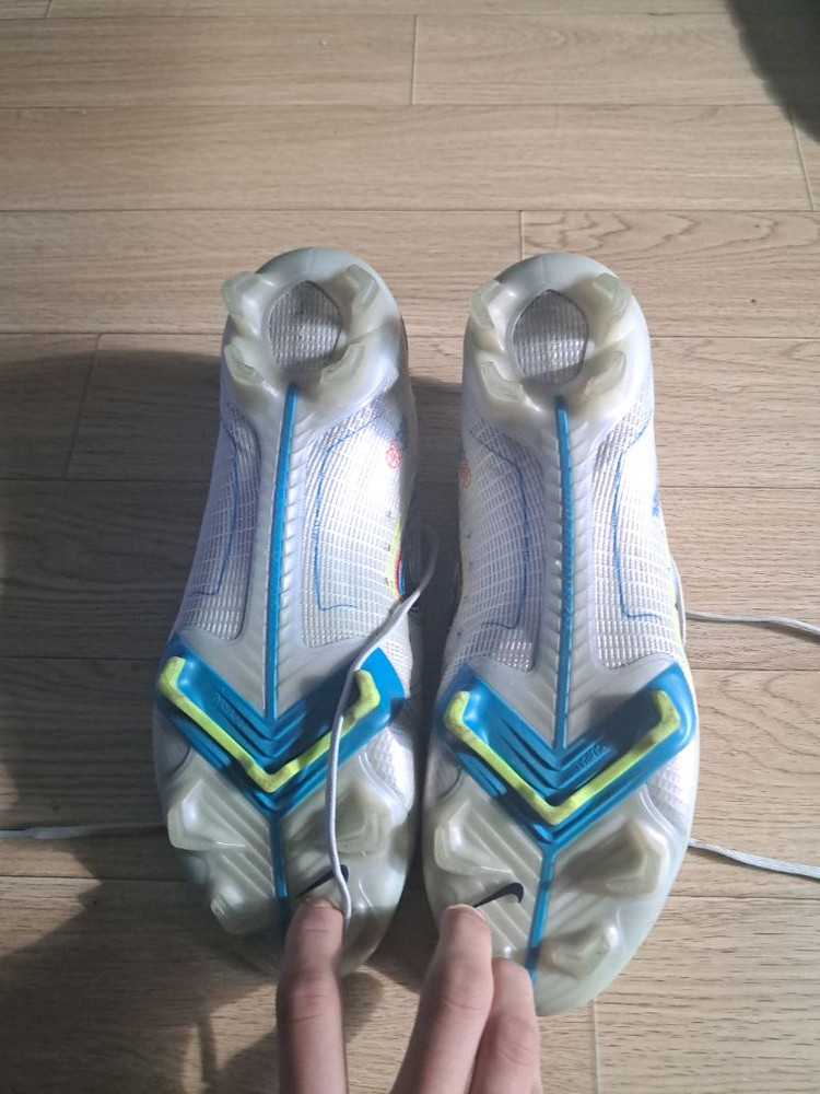 나이키 머큐리얼 베이퍼 14 엘리트 fg 285 이미지