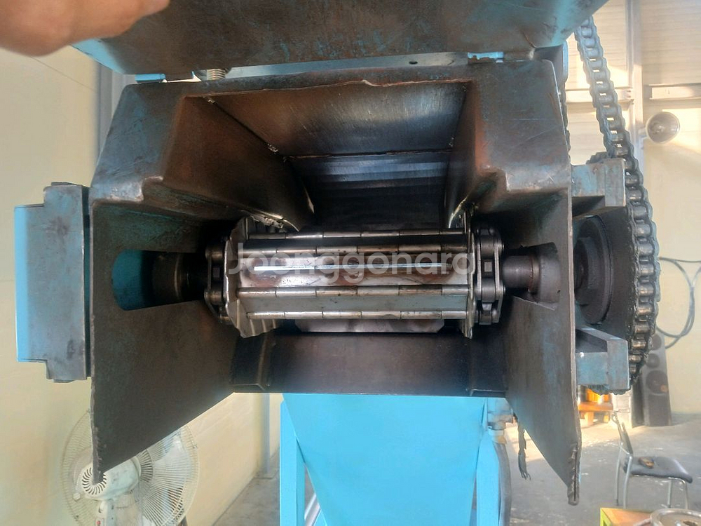 청용에어프론 컨베이어 판매금액 450만원입니다.--2