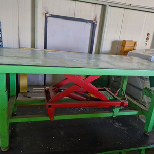 작업용 테이블높낮이조절