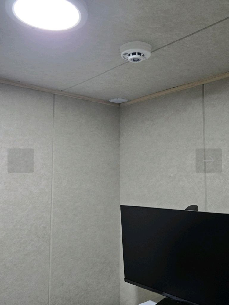 쉿 방음부스 25년 4월28일 구매 (상태 완전 s급)--2